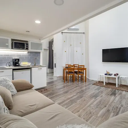 Happy House - Steps From Szimpla Ruin Bar Budapest