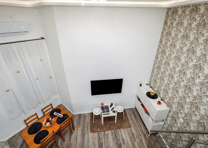 Happy House - Steps From Szimpla Ruin Bar *