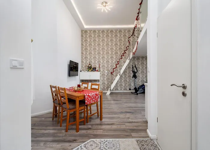 Daire Happy House - Steps From Szimpla Ruin Bar Budapeşte